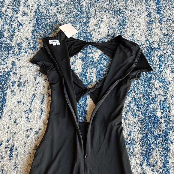 superdown Kimmie Twist Front Dress in Black XS - Picture 7 of 7